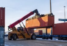 Рекордный состав из Екатеринбурга открыл новые горизонты для Дальнего Востока rekordnyj sostav iz ekaterinburga otkryl novye gorizonty dlya dalnego vostoka-stanural-ru-174403293900-0