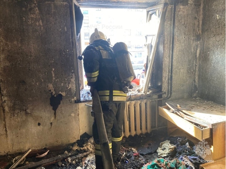 Человек пострадал при пожаре в квартире на Вторчермете в Екатеринбурге