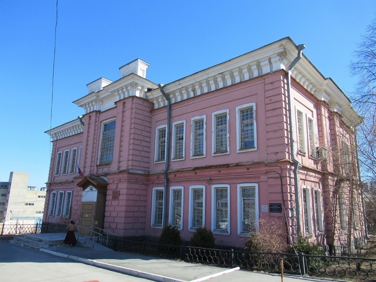 Екатеринбуржца будут судить за помощь мошенникам в хищении 20 млн у пенсионеров