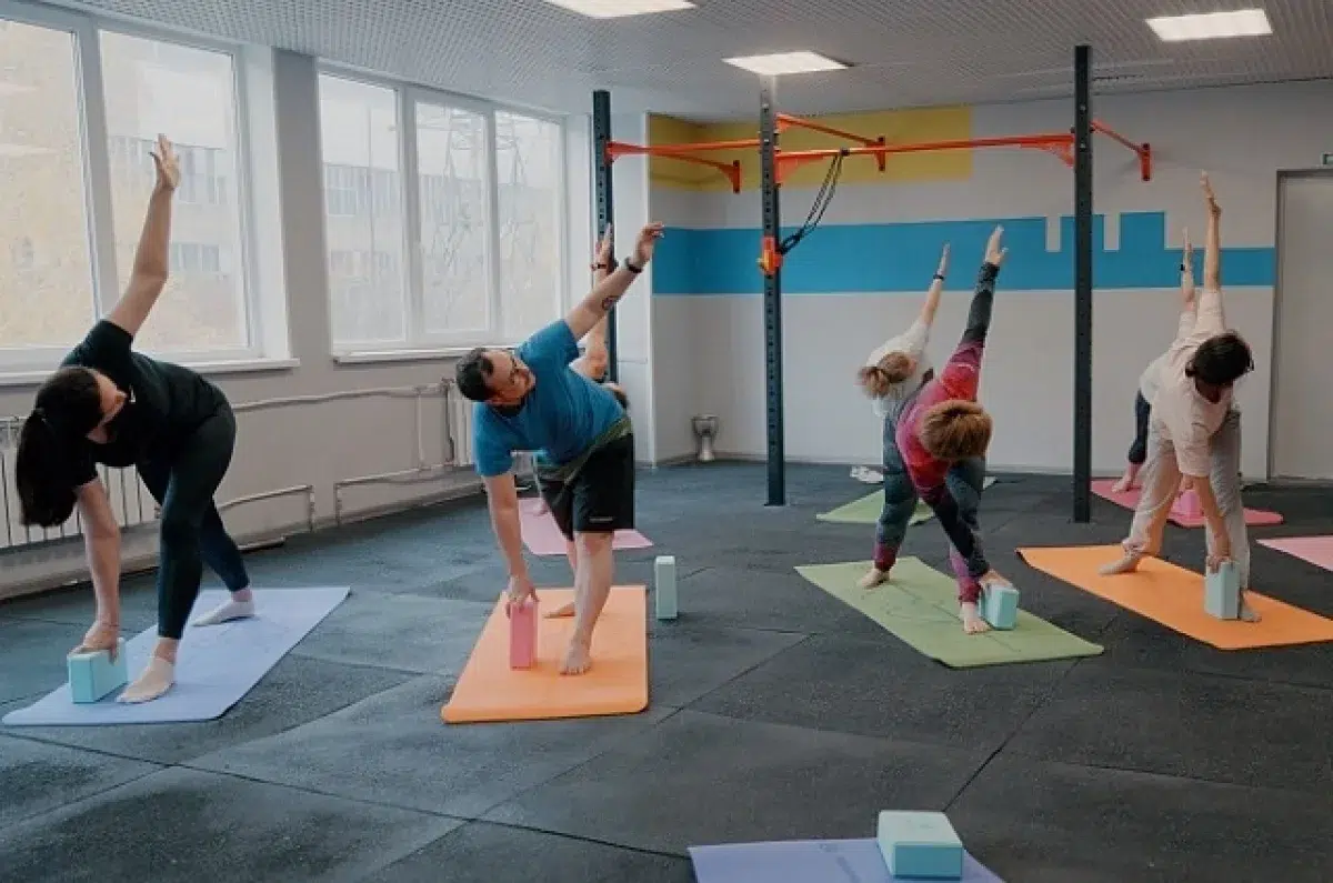 ВИЗ-Сталь и Группа НЛМК провели яркую Неделю здоровья для сотрудников-0