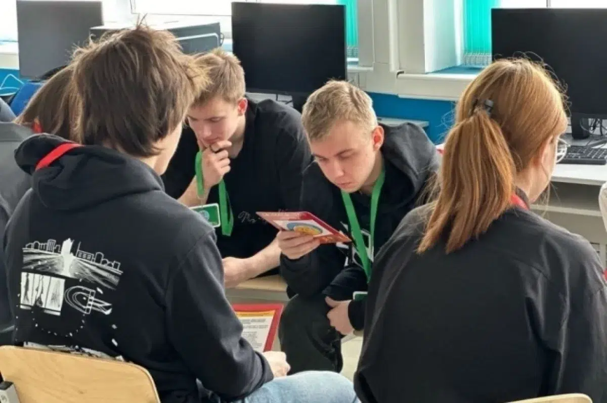 Всероссийская ярмарка вакансий в Свердловской области - новые возможности-0