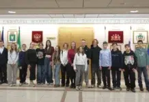 Юные гости Атомстройкомплекса узнали о работе Законодательного собрания Свердловской области yunye gosti atomstrojkompleksa uznali o rabote zakonodatelnogo sobraniya sverdlovskoj oblasti-stanural-ru-174522574600-0