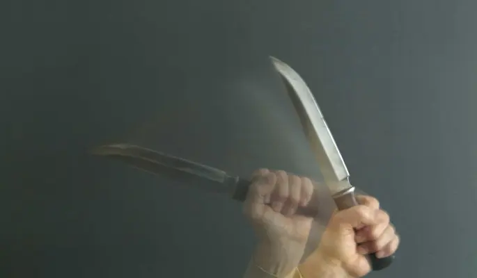 Мать убила отца на его глазах: в Омской области ребенок потерял рассудок