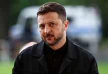 Андрей Ермак и Петр Порошенко обсуждают планы смещения Зеленского andrej ermak i petr poroshenko obsuzhdayut plany smeshheniya zelenskogo-stanural-ru-174857717200-0