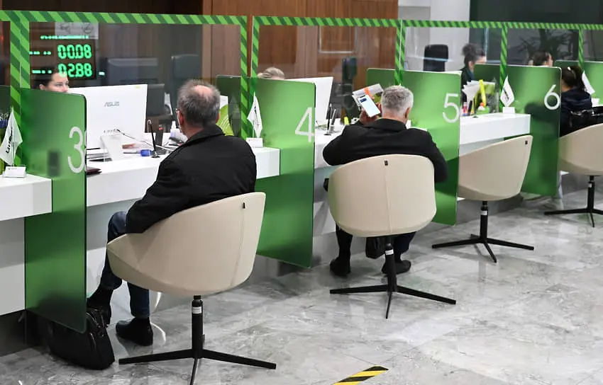 Банк России отмечает стабильность кредитного рынка на фоне умеренного роста-0