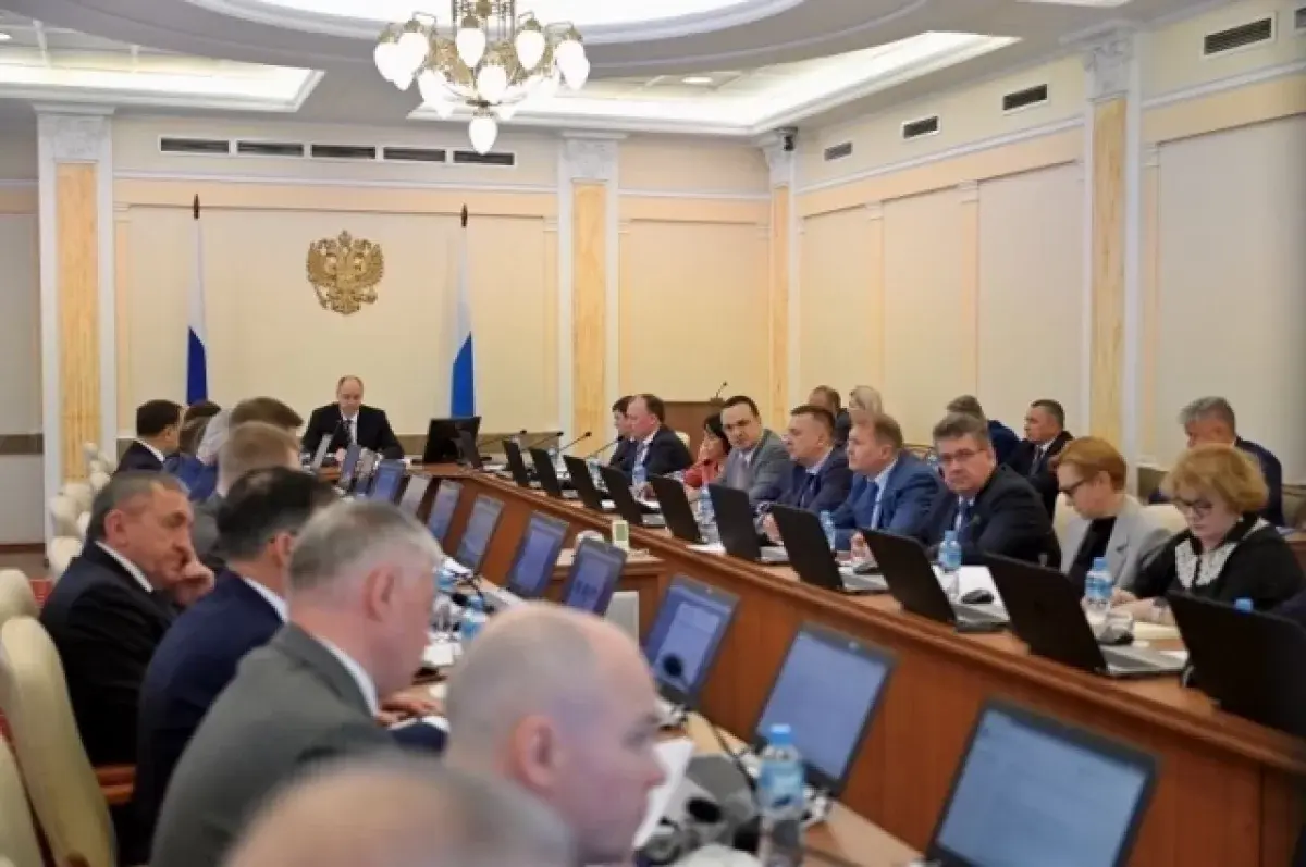 Денис Паслер и Вадим Третьяков развивают инвестиционный потенциал Свердловской области-0