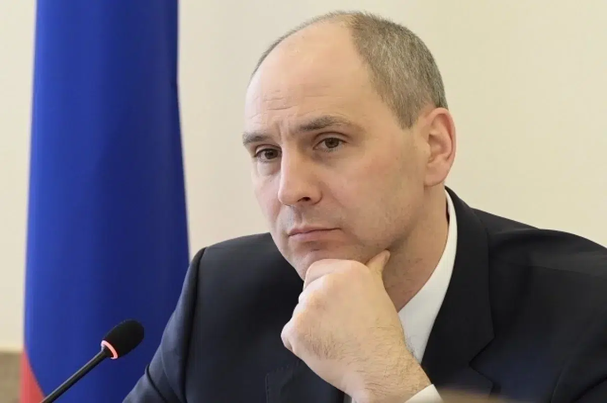 Денис Паслер рассказывает о наследии Александра Попова и его влиянии на Свердловскую область и связь-0