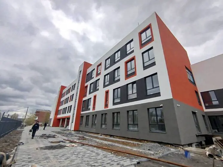 Денис Паслер в Краснотурьинске заявил о срыве сроков строительства соцобъектов