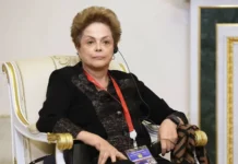 Дилма Руссефф заявила о создании устойчивой экономики БРИКС без угрозы доллару dilma russeff zayavila o sozdanii ustojchivoj ekonomiki briks bez ugrozy dollaru-stanural-ru-174775104800-0