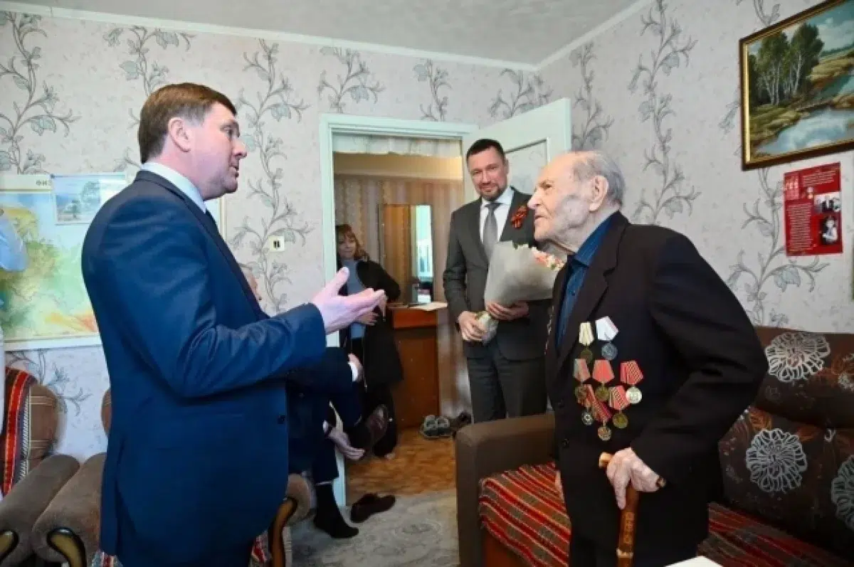 Дмитрий Дементьев, герой Сталинграда, получил высшее звание Свердловской области-0