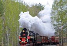 Эшелон Победы прибыл в Екатеринбург с яркими встречами и маршрутом по Уралу eshelon pobedy pribyl v ekaterinburg s yarkimi vstrechami i marshrutom po uralu-stanural-ru-174625481900-0