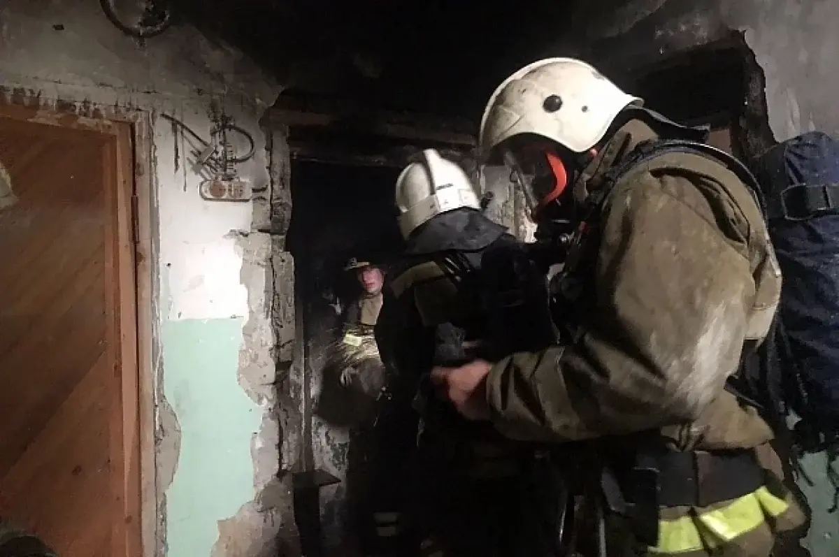 ГУ МЧС по Свердловской области успешно ликвидировало 17 пожаров в Екатеринбурге и Новоберезовском-0