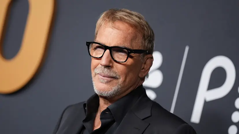 Variety: на Кевина Костнера подали в суд за из-за сцены с изнасилованием