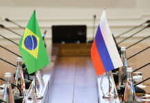 Лула де Силва и Техснабэкспорт проводят срочные переговоры в Москве lula de silva i tehsnabeksport provodyat srochnye peregovory v moskve-stanural-ru-174664117100-0