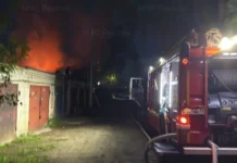 МЧС успешно ликвидировало пожар на улице Инженерной в Екатеринбурге mchs uspeshno likvidirovalo pozhar na ulicze inzhenernoj v ekaterinburge-stanural-ru-174737284800-0