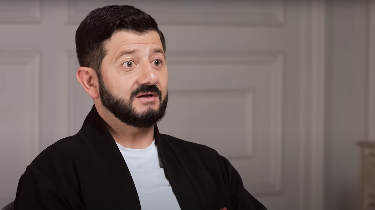 Беременная визажистка Галустяна ответила на слухи о романе с комиком