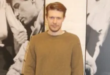 nikita efremov i bogdan lisevskij demonstriruyut yumor v stile -stanural-ru-174779669000-0