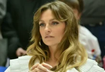 Саша Савельева и её сын Леон делятся секретами своего счастья sasha saveleva i eyo syn leon delyatsya sekretami svoego schastya-stanural-ru-174870908900-0