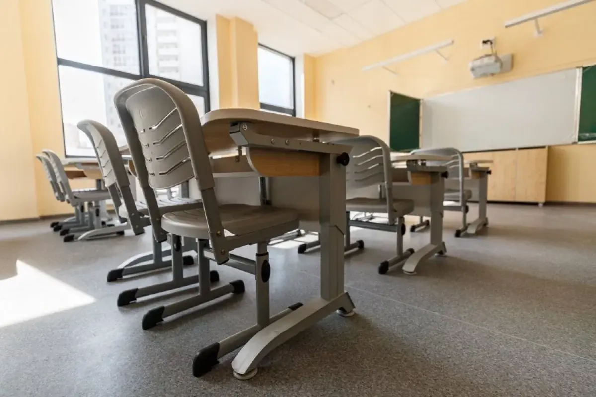 Школы Екатеринбурга расширяют места для учеников с помощью Ольги Бабченко-0