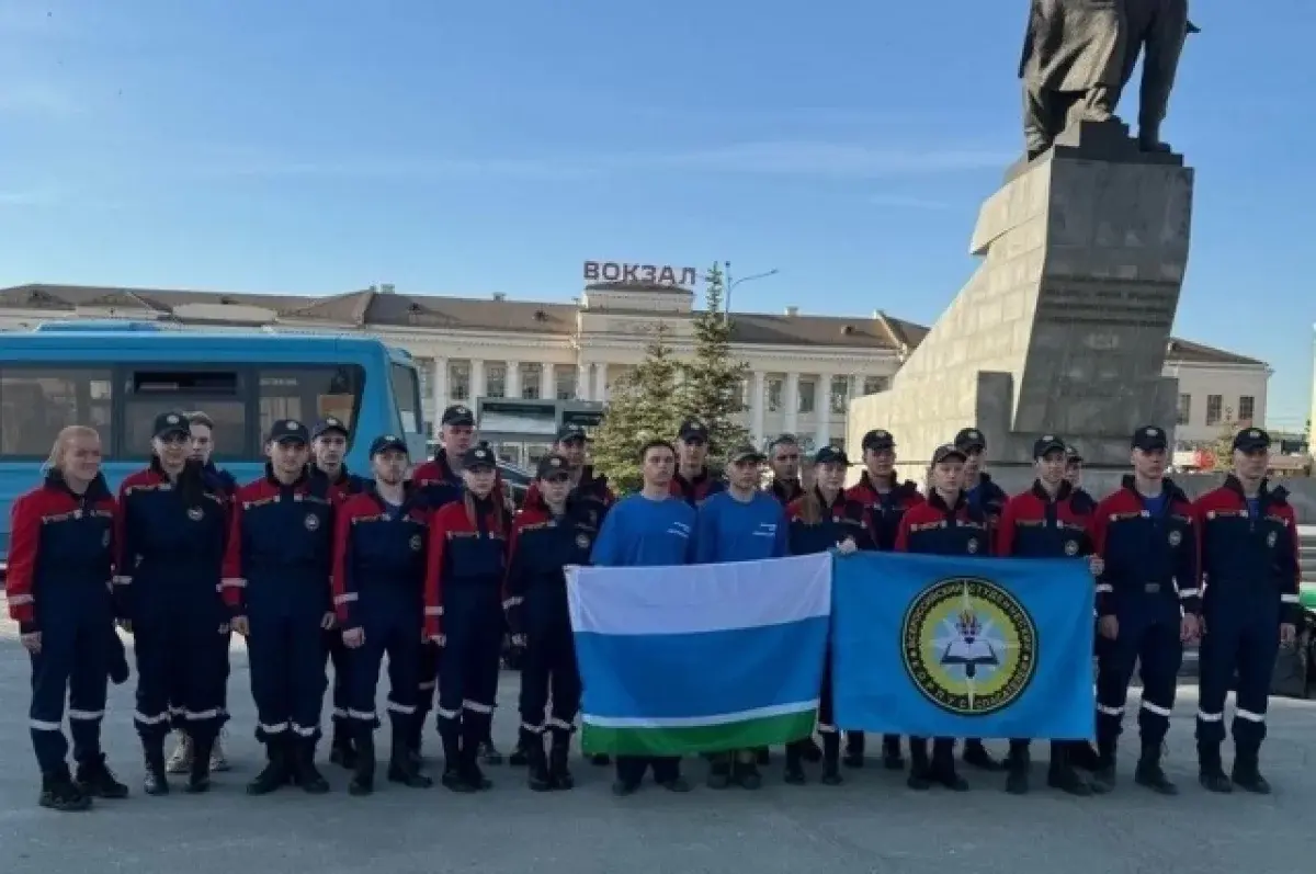 Спасатели из Свердловской области помогают Забайкалью в борьбе с пожарами-0