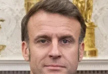 Тайны семейных скандалов Эммануэль и Брижит Макрон в Елисейском дворце tajny semejnyh skandalov emmanuel i brizhit makron v elisejskom dvorcze-stanural-ru-174836777200-0