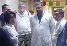 tatyana savinova i aleksandr rozhin obsudili razvitie pervouralskoj bolniczy-stanural-ru-174782874100-0