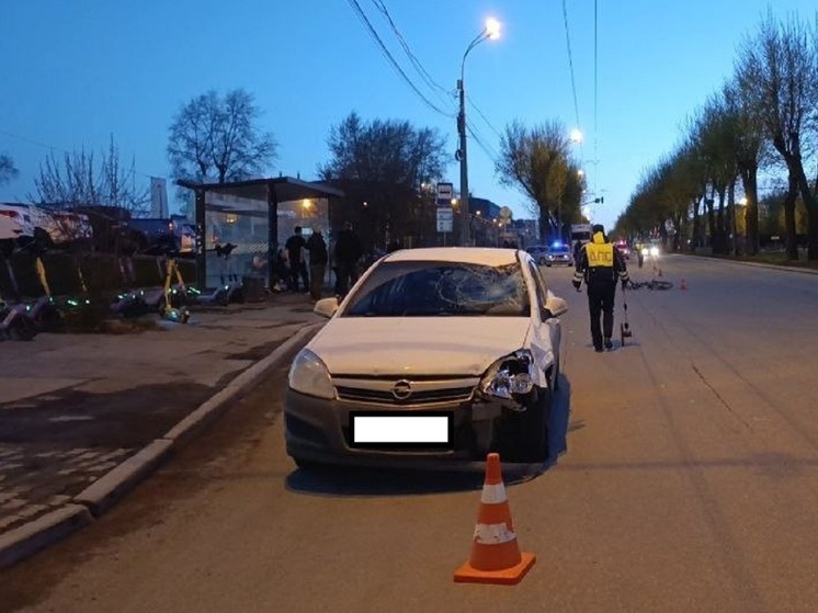 Ночью в Екатеринбурге автомобиль насмерть сбил велосипедиста