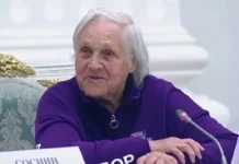 Владимир Путин подчеркнул значимость блогера Бабушки Жени для России vladimir putin podcherknul znachimost blogera babushki zheni dlya rossii-stanural-ru-174842158500-0