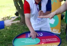 yarkij chempionat po igre kamen nozhniczy bumaga zavershilsya v moskve-stanural-ru-174843930900-0