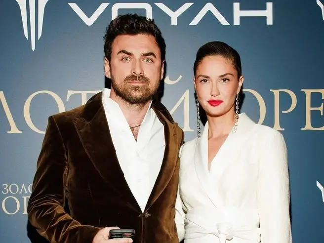 Агата и Петр открыто не говорят о беременности, а лишь загадочно улыбаются и намекают, что уже думают о пополнении семьи | Источник: agataagata / Instagram.com (экстремистская организация, деятельность запрещена на территории РФ)