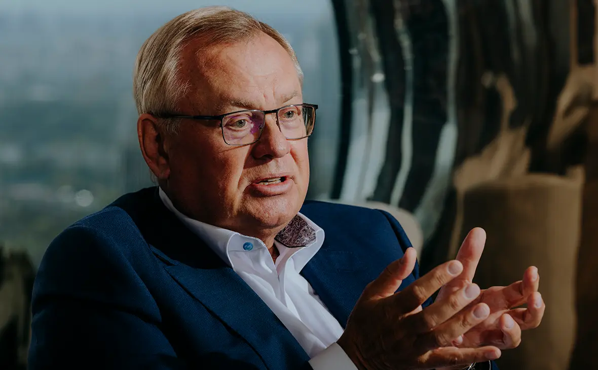 Андрей Костин ( Михаил Гребенщиков / РБК)