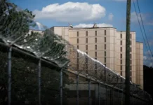 Кеннет Клер отбывает 40 лет за несправедливое убийство Линды Фэй Роджерс kennet kler otbyvaet 40 let za nespravedlivoe ubijstvo lindy fej rodzhers-stanural-ru-0