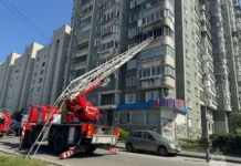 Оперативное реагирование ГУ МЧС предотвратило ЧП в Екатеринбурге operativnoe reagirovanie gu mchs predotvratilo chp v ekaterinburge-stanural-ru-174887500600-0