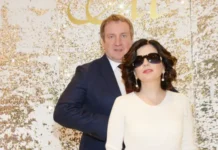 Роберт Гурцкая публикует светлое фото с мужем Дианы и Петром Кучеренко robert gurczkaya publikuet svetloe foto s muzhem diany i petrom kucherenko-stanural-ru-0