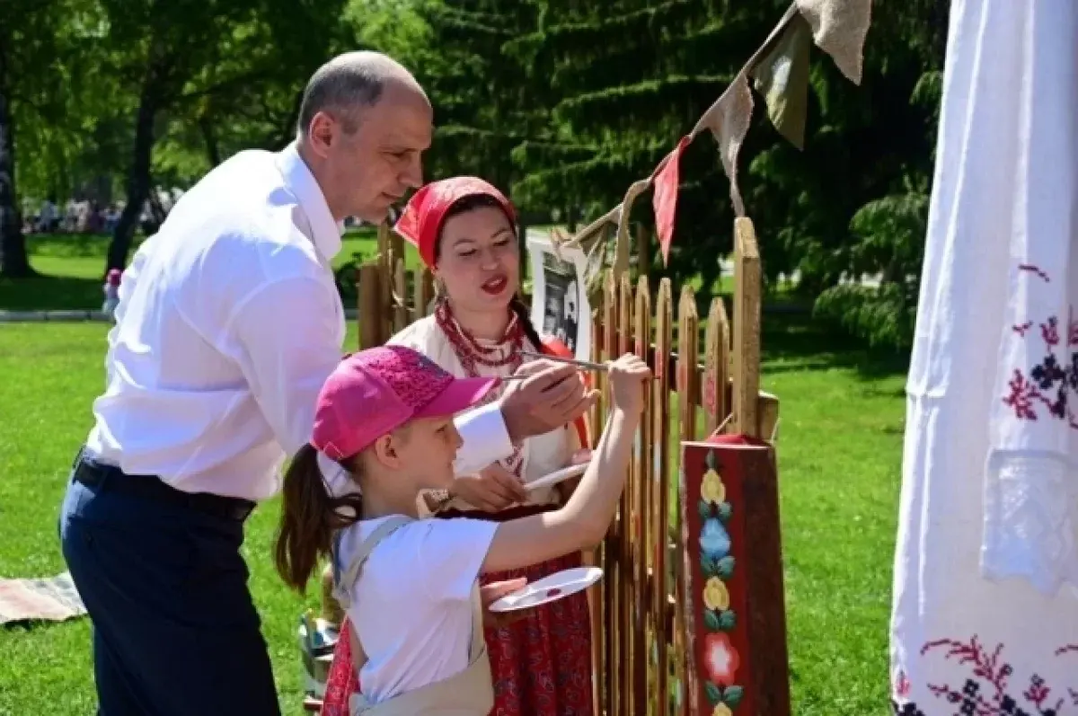 В Свердловской области Денис Паслер запускает ключевые инициативы по нацпроекту «Семья»-0