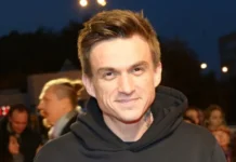 Влад Топалов и Сергей Лазарев рассказали о примирении и дружбе в Smash!! vlad topalov i sergej lazarev rasskazali o primirenii i druzhbe v -stanural-ru-174889218900-0