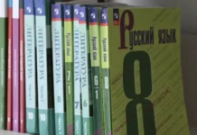 Владимир Энтин объясняет, как закон Госдумы поддержит русский язык в России vladimir entin obyasnyaet kak zakon gosdumy podderzhit russkij yazyk v rossii-stanural-ru-0
