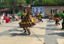 Во Владивостоке отмечают Ысыах, объединяющий горожан праздник Якутии vo vladivostoke otmechayut ysyah obedinyayushhij gorozhan prazdnik yakutii-stanural-ru-174888348800-0