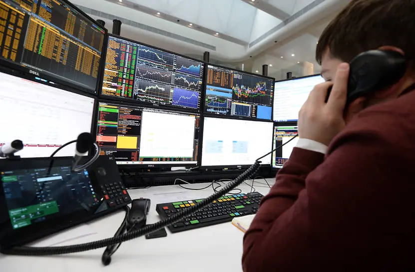 Июнь подтвердил лидерство InvestFunds и ЦБ благодаря рекордному росту пайщиков-0