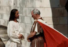 Николай Бурляев о гениальной подсказке Юрия Кары в "Мастере и Маргарите" nikolaj burlyaev o genialnoj podskazke yuriya kary v mastere i margarite-stanural-ru-0