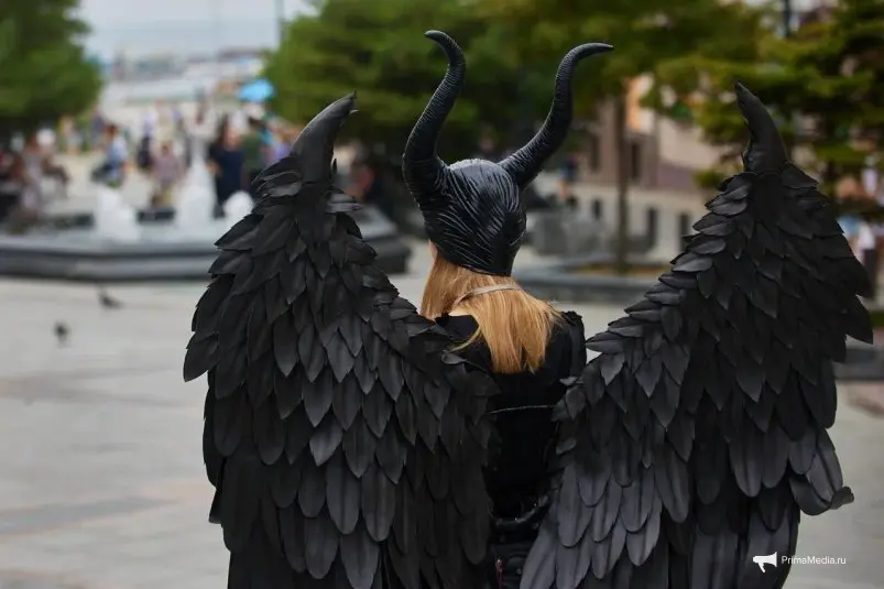 Аниматоры и ростовые куклы патрулируют центр Владивостока Дмитрий Осипчук, ИА PrimaMedia