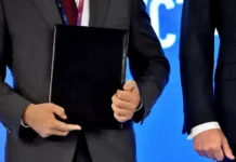 Александр Харичев и Фирдус Алиев запускают новую эпоху в ЭИСИ с поддержкой МГУ и РГГУ aleksandr harichev i firdus aliev zapuskayut novuyu epohu v eisi s podderzhkoj mgu i rggu-stanural-ru-0