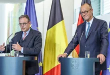 Барт де Вевер и Фридрих Мерц называют РФ "золотым гусем" из-за замороженных активов Центробанка bart de vever i fridrih mercz nazyvayut rf zolotym gusem izza zamorozhennyh aktivov czentrobanka-stanural-ru-0