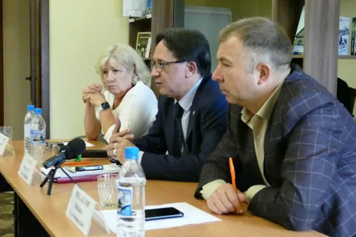 Денис Паслер и Экспертный клуб Свердловской области обсудили развитие Талицы-0