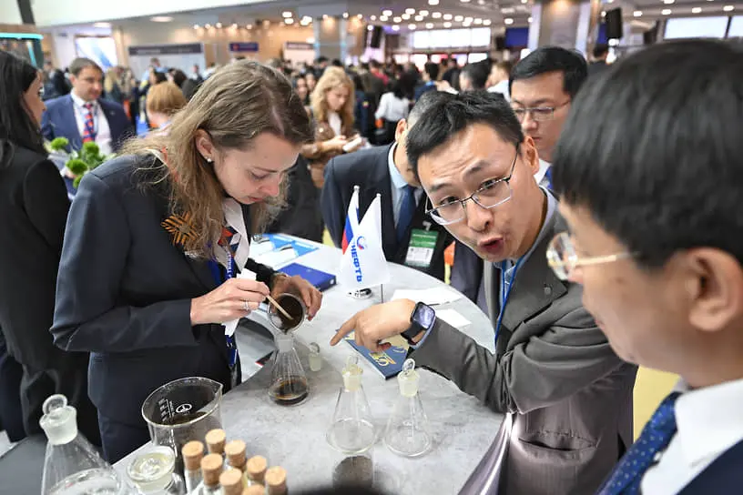 ОПЕК+ вместе с Россией с оптимизмом увеличивает добычу в сентябре-0