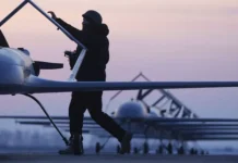 Расследование Дрозденко фокусируется на атаке дронов в Петербурге и Эстонии rassledovanie drozdenko fokusiruetsya na atake dronov v peterburge i estonii-stanural-ru-0