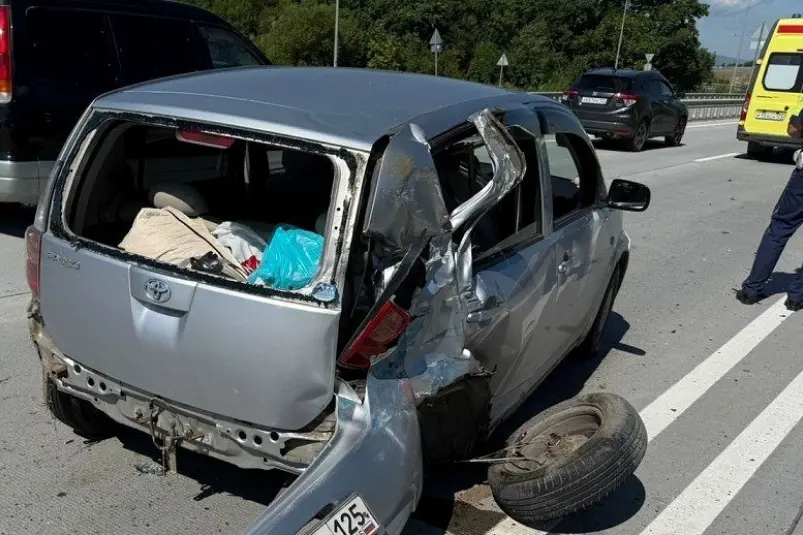 Авария на автодороге "Владивосток-Находка-Порт Восточный" ГУ МВД России по Приморскому краю