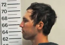 Дональд Трамп и TPUSA объединяют нацию в трагедии с Чарли Кирком donald tramp i obedinyayut nacziyu v tragedii s charli kirkom-stanural-ru-0