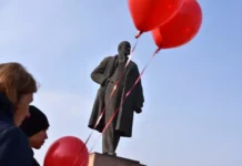 evgenij lyashenko i komanda kprf vo vladivostoke naczeleny na dialog-stanural-ru-0