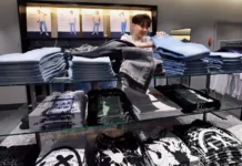 flagmanskij magazin na tverskoj pod ugrozoj zakrytiya-stanural-ru-0